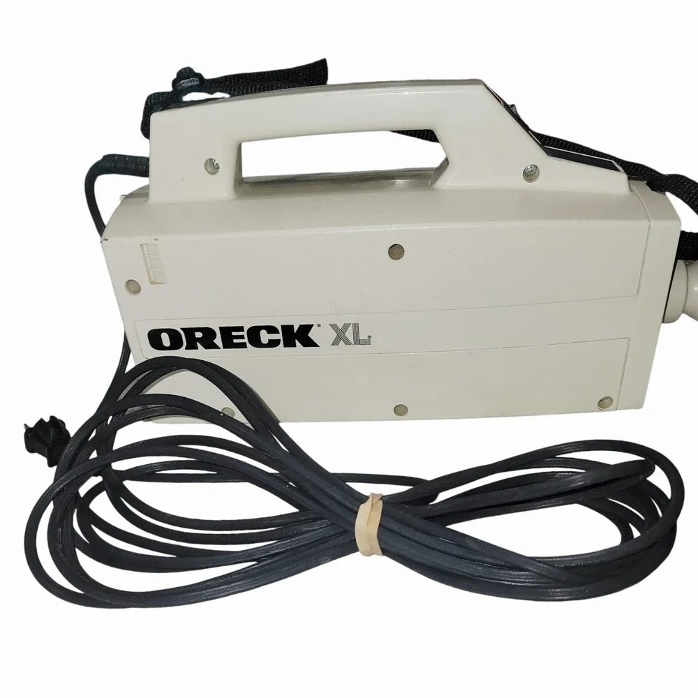 Oreck XL Compact Canister Vacuum BB870-AW Portable Handheld Hose - Working